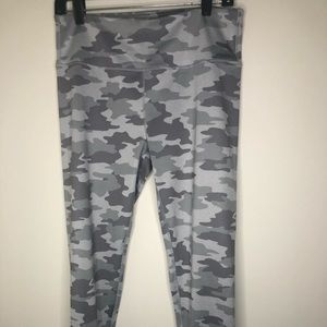 Ankle Length Grey Cameo Leggings